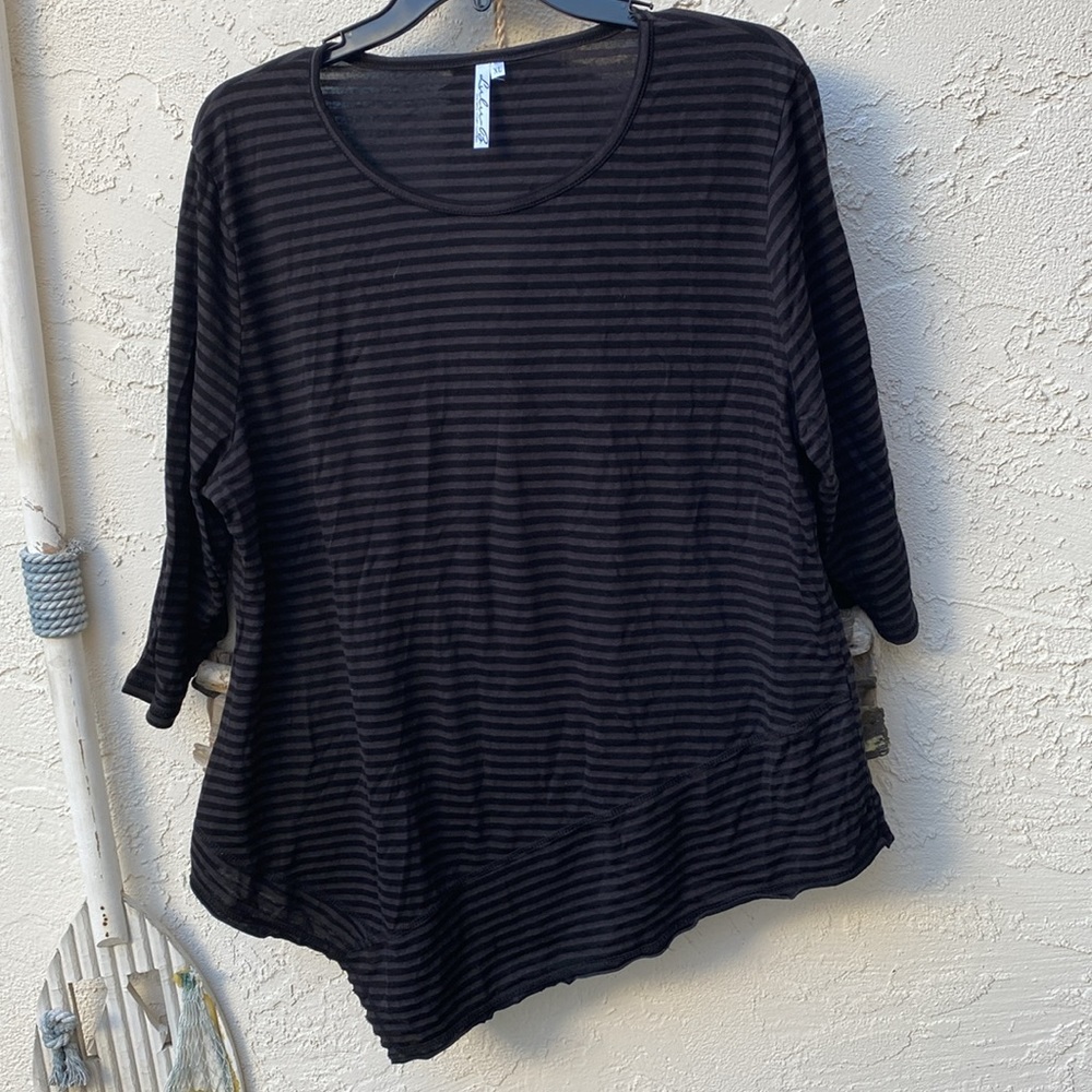 Lulu B xl grey with sheer black stripe.  Cotton/tencel 3/4” Slv.  asymmetric hem